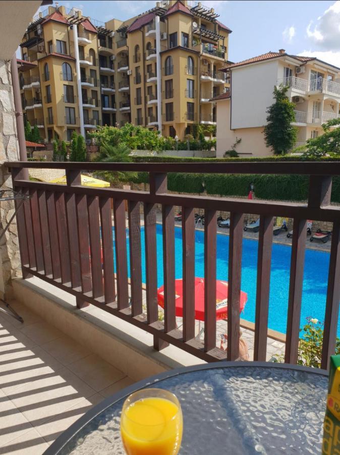 Apartments Amphora Светий Влас Екстер'єр фото